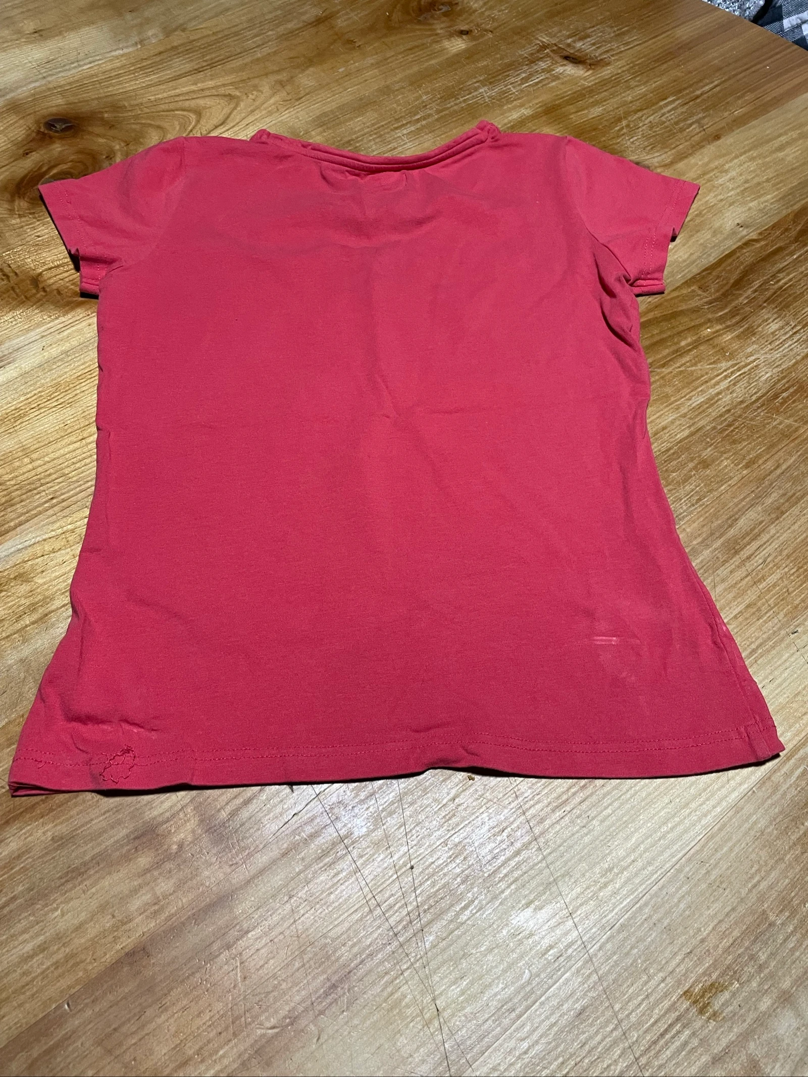 TEE shirt